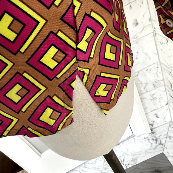 Per Se By Carlise Silk Button-down Blouse Modern Geometric Print  Size 6 - Picture 4 of 8
